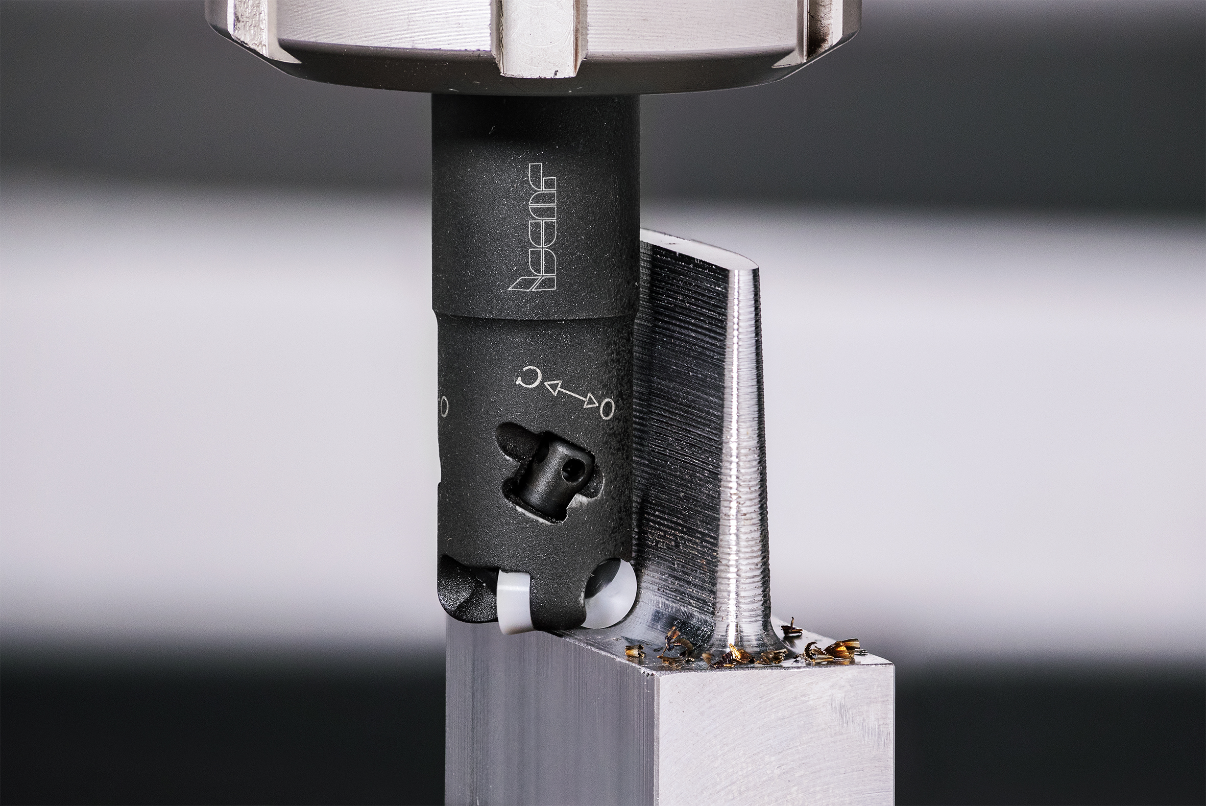 掌握航空航天领域的难加工材料